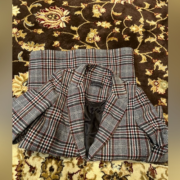 Zara Gray Plaid Coat - Picture 2 of 7